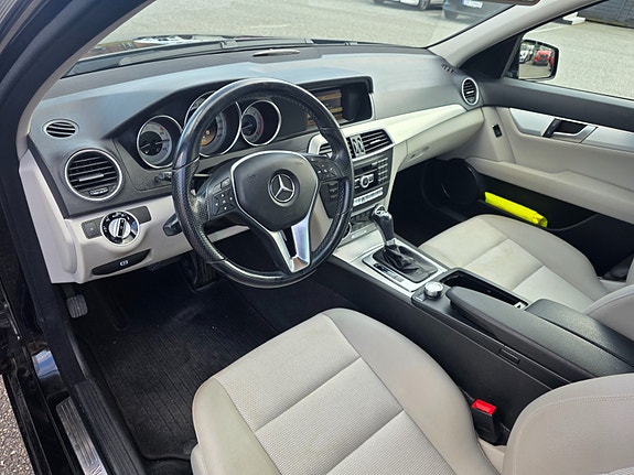 Mercedes-Benz C200 d 16 of 26