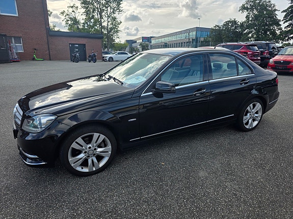 Mercedes-Benz C200 d 11 of 26