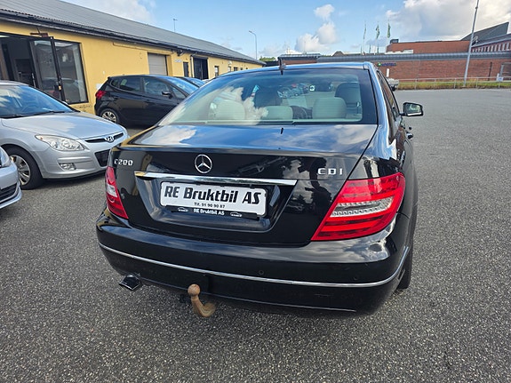 Mercedes-Benz C200 d 6 of 26