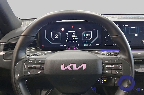 Kia EV9 11 of 30