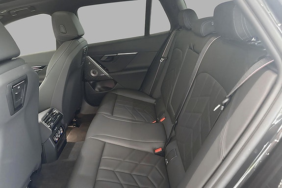 BMW i5 17 of 22