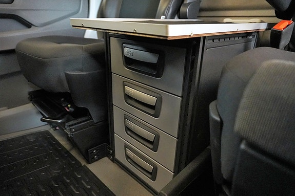 Volkswagen Crafter 17 of 30