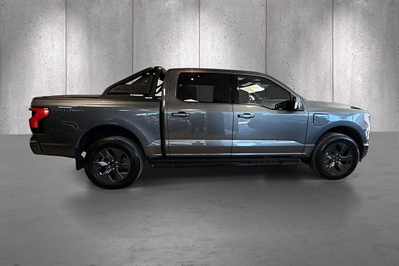 Ford F-150 4 of 30
