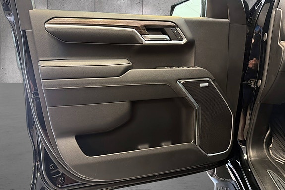 Chevrolet Silverado 1500 12 of 26