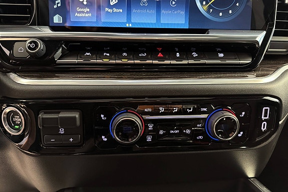 Chevrolet Silverado 1500 23 of 26