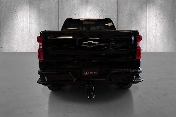 Chevrolet Silverado 1500 4 of 26