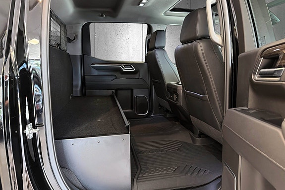 Chevrolet Silverado 1500 15 of 26
