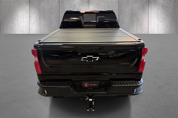 Chevrolet Silverado 1500 7 of 26