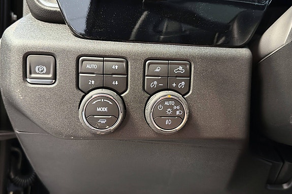 Chevrolet Silverado 1500 26 of 26