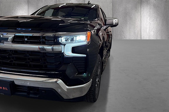 Chevrolet Silverado 1500 12 of 30