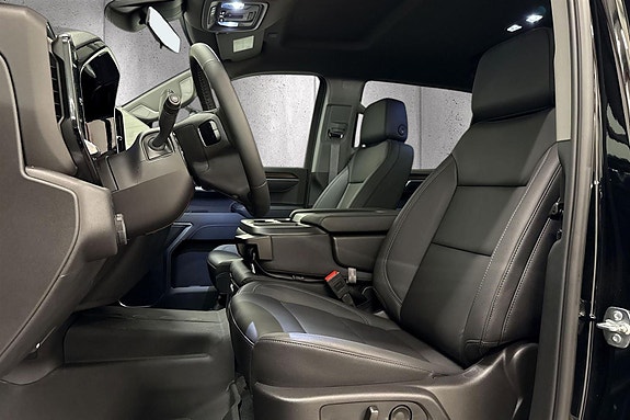 Chevrolet Silverado 1500 16 of 30