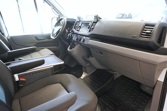 Volkswagen Crafter 30 of 30