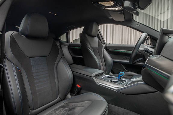 BMW i4 20 of 30