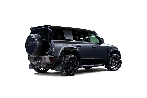 Land Rover Defender 110 2 of 30
