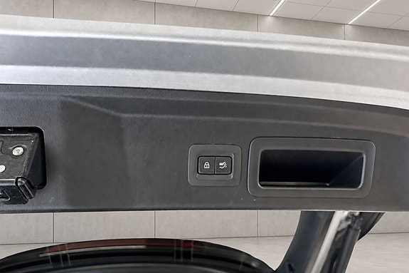Mazda CX-30 15 of 16