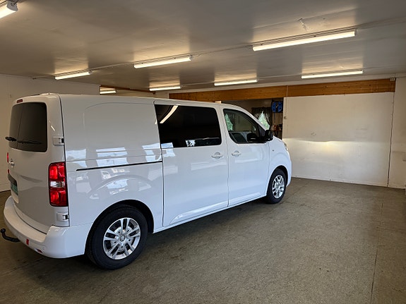 Peugeot e-Expert 6 of 21