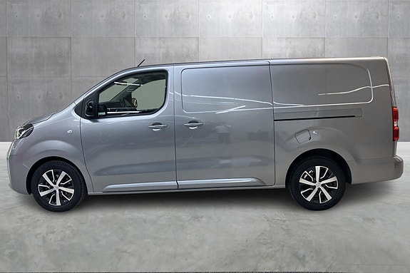 Toyota Proace 2 of 23