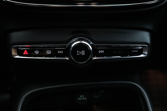 Volvo XC40 28 of 30