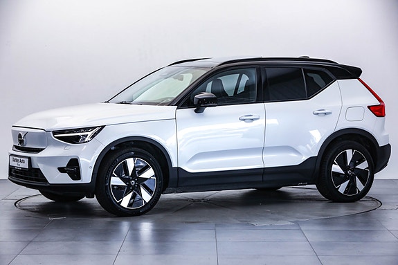 Volvo XC40 5 of 30