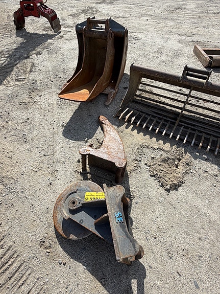 Kubota KX057-4 12 of 16