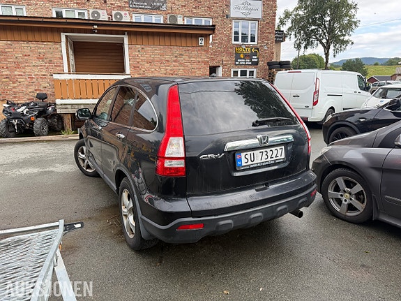 Honda CR-V 3 of 18