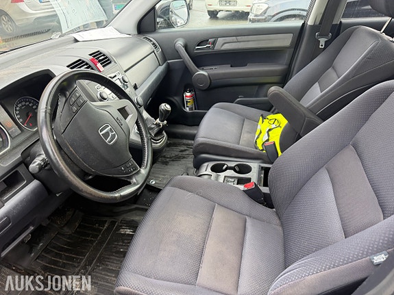 Honda CR-V 13 of 18