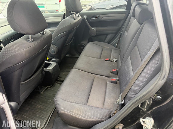 Honda CR-V 12 of 18