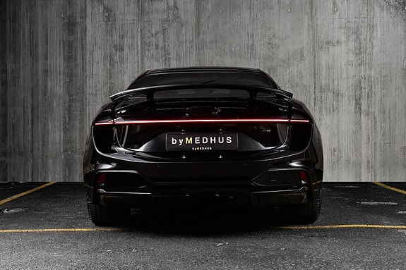 Lotus Emeya 11 of 30