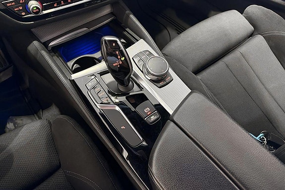 BMW 520d 15 of 18