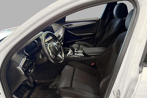 BMW 520d 12 of 18
