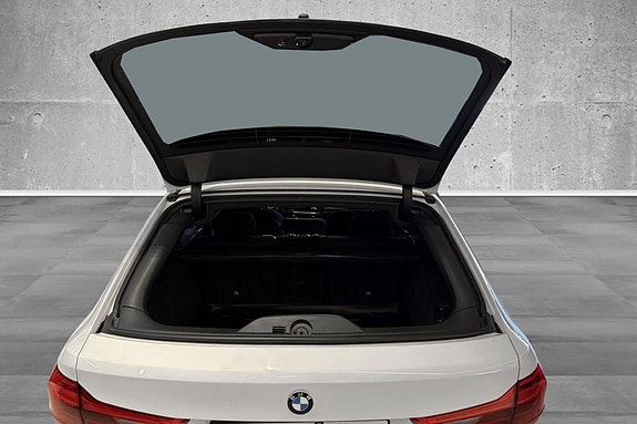 BMW 520d 9 of 18