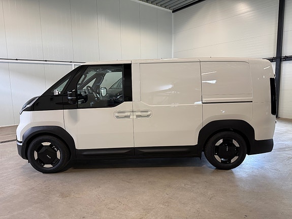 Kia PV5 9 of 14