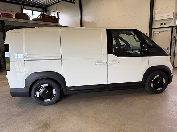 Kia PV5 5 of 14