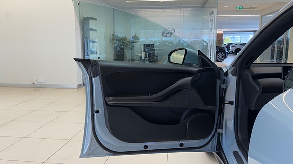 NIO ET5 20 of 30