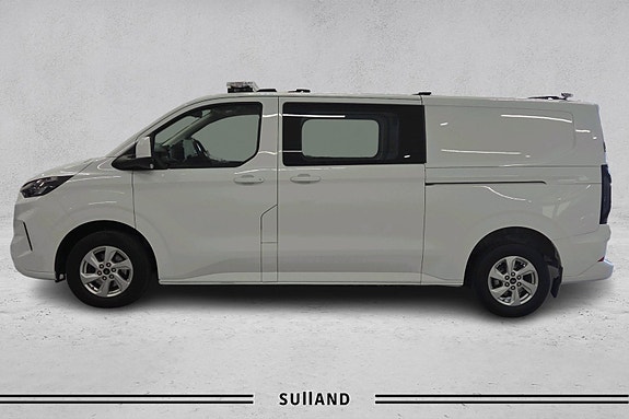 Ford Transit Custom 2 of 19