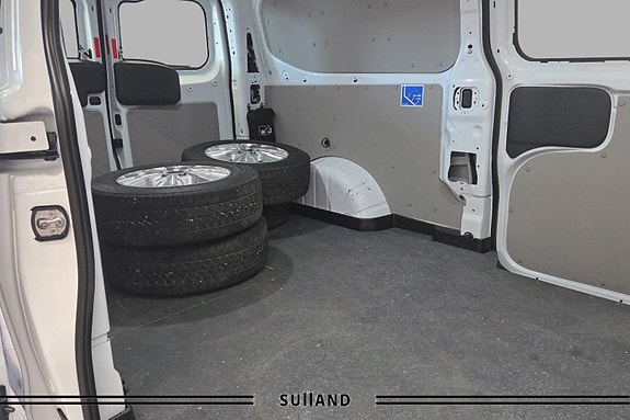 Ford Transit Custom 18 of 19