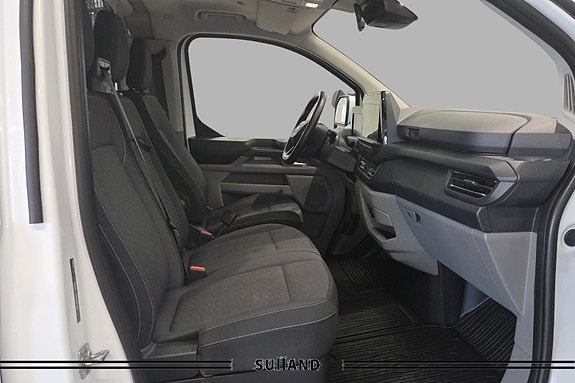 Ford Transit Custom 17 of 19