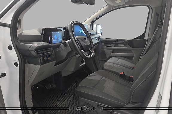 Ford Transit Custom 10 of 19