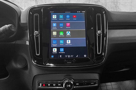 Volvo XC40 24 of 27