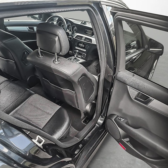 Mercedes-Benz C220 d 16 of 21