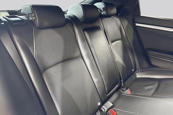 Honda Civic 17 of 25