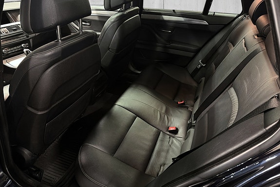 BMW 520d 12 of 25