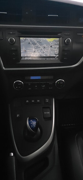 Toyota Auris 19 of 30