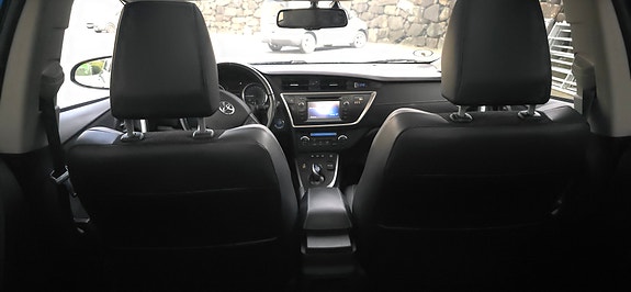 Toyota Auris 11 of 30