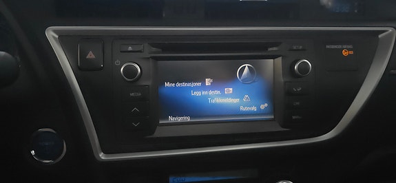 Toyota Auris 20 of 30