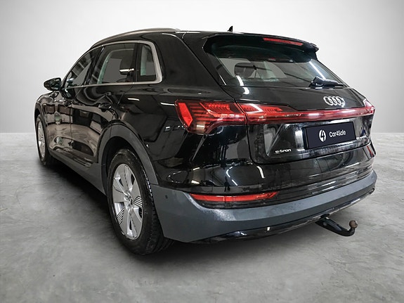 Audi e-tron 3 of 30
