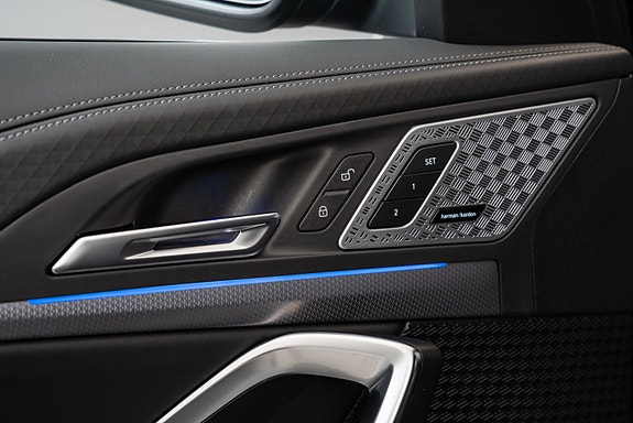 BMW iX2 20 of 30
