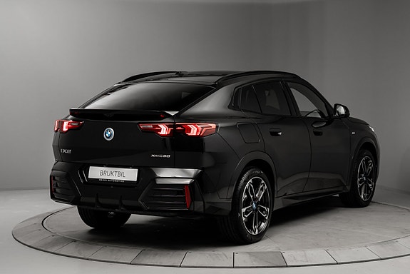 BMW iX2 5 of 30