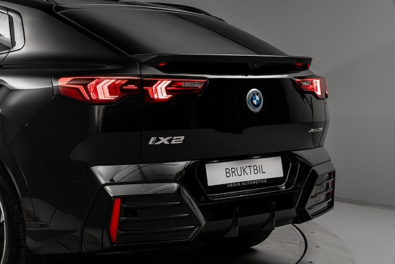 BMW iX2 9 of 30