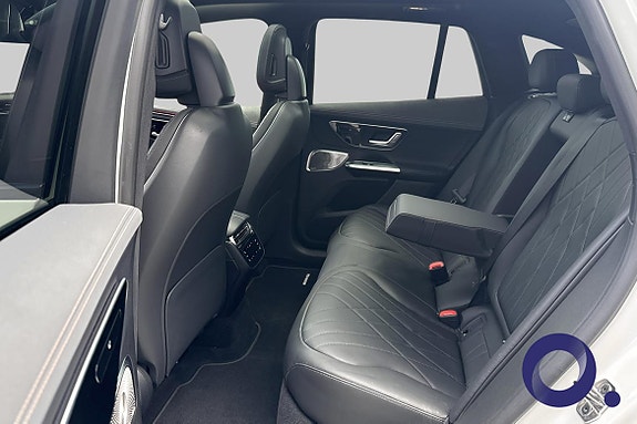 Mercedes-Benz EQE SUV 11 of 30